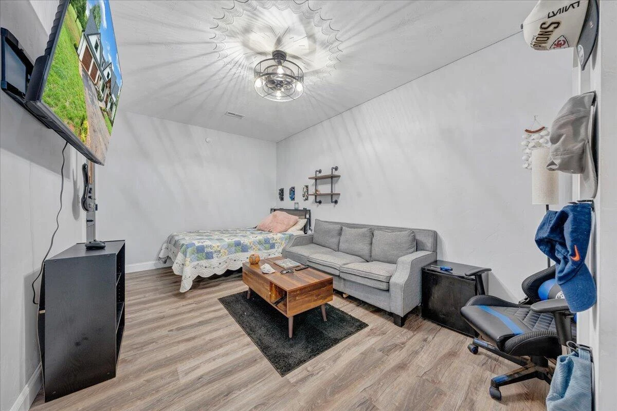 479 Constitution BLVD - Photo 28