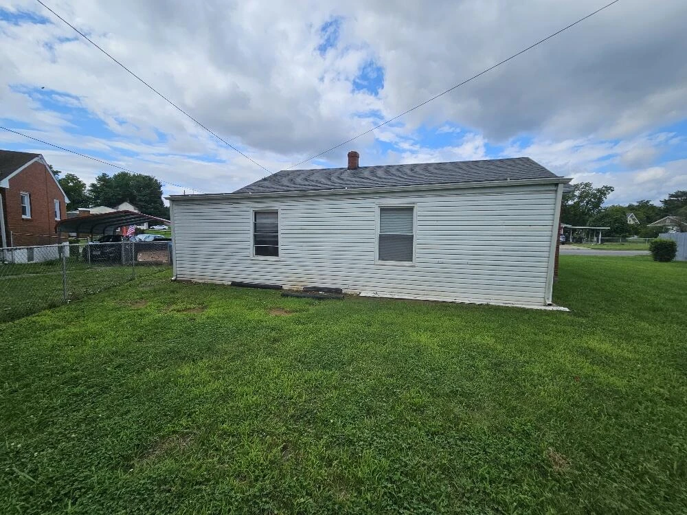 1601 Cove RD NW - Photo 5