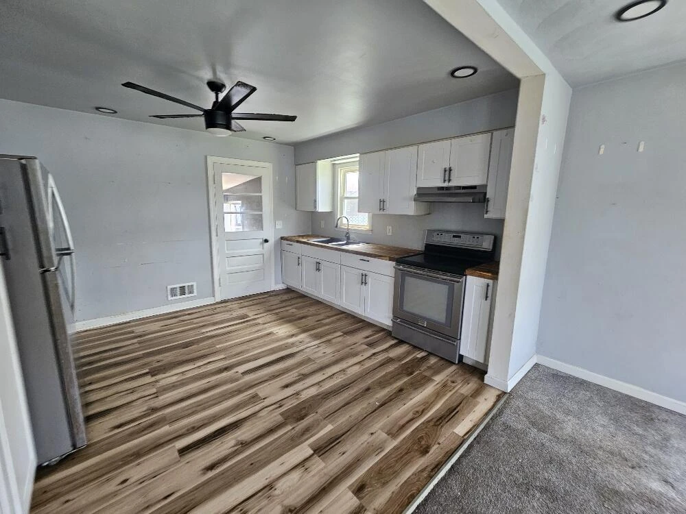 1601 Cove RD NW - Photo 7