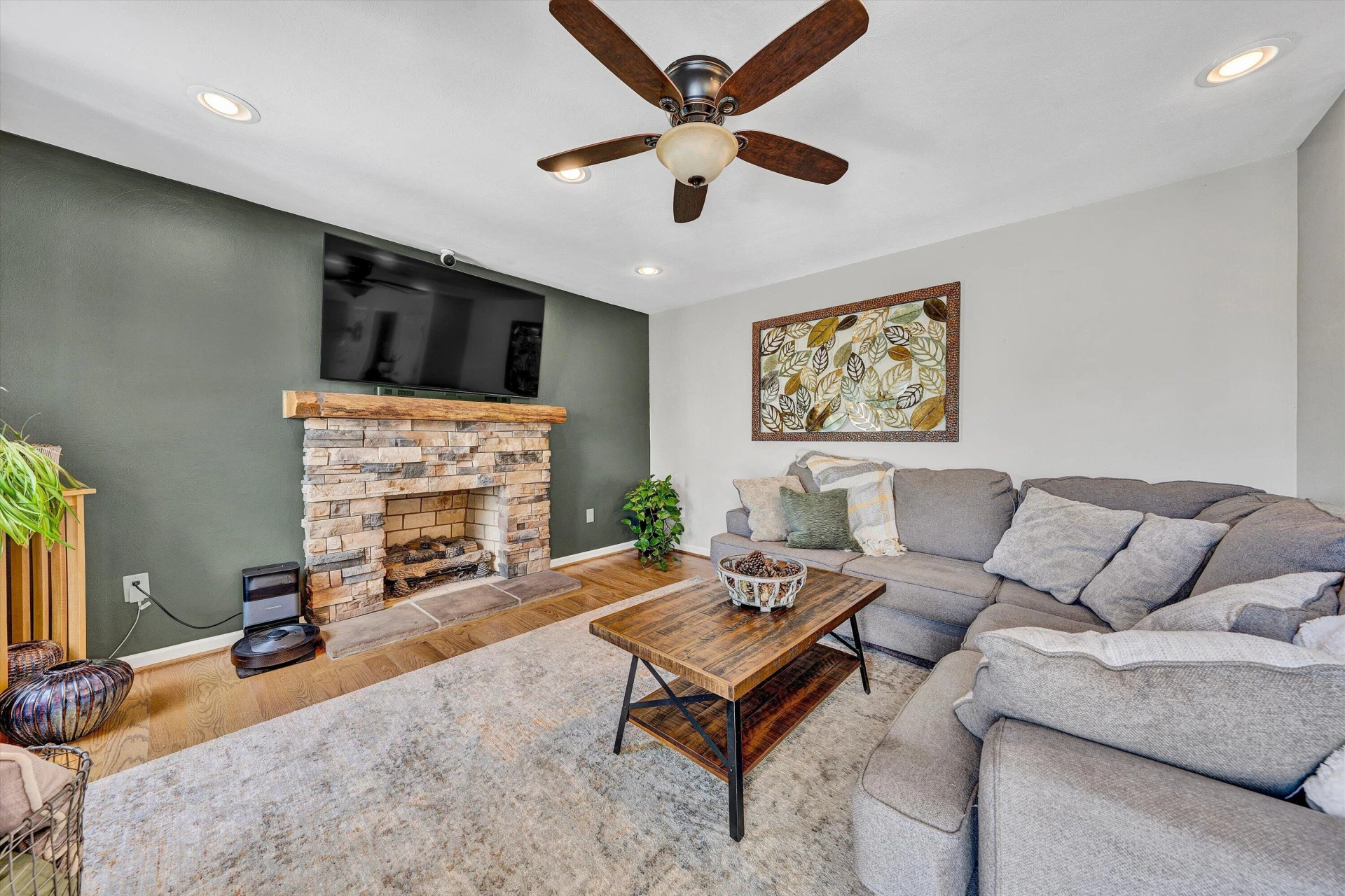 65 Hill DR - Photo 13