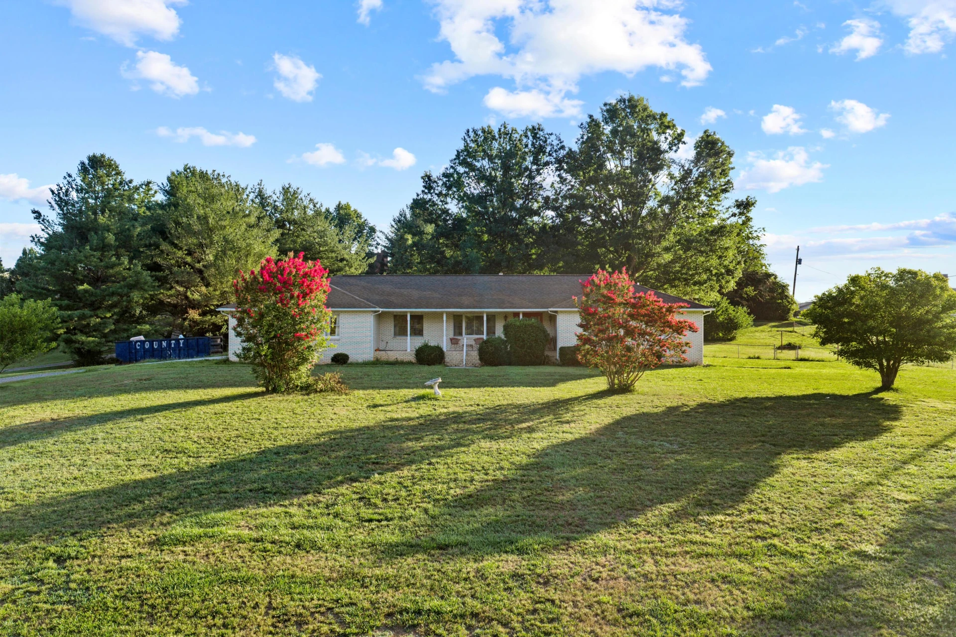 2812 Catawba RD - Photo 3