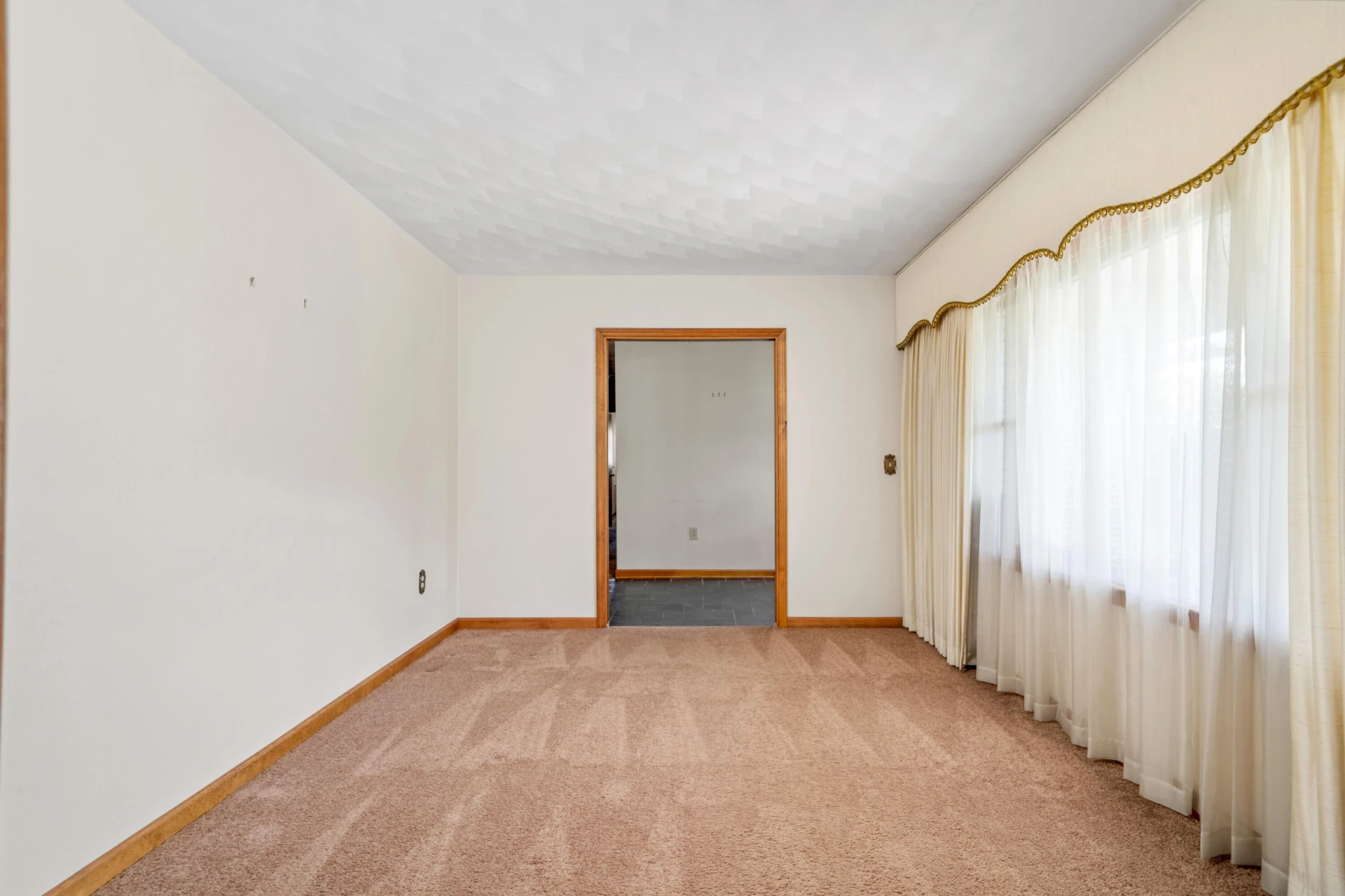2812 Catawba RD - Photo 9