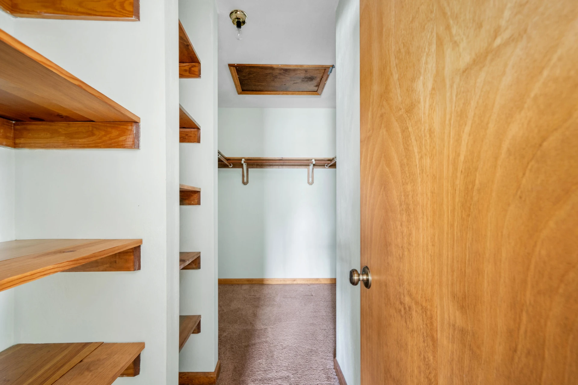 2812 Catawba RD - Photo 14