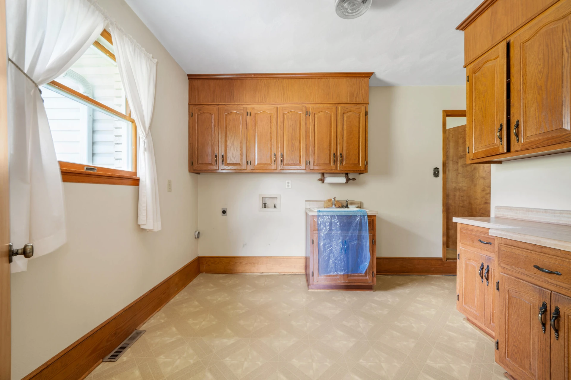 2812 Catawba RD - Photo 18