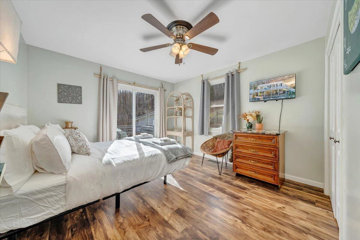 351 Meadow Branch RD - Photo 10