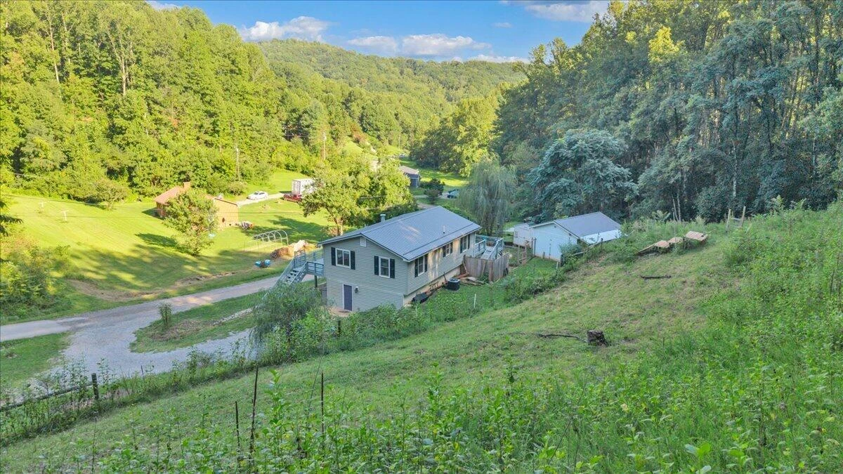 351 Meadow Branch RD - Photo 28