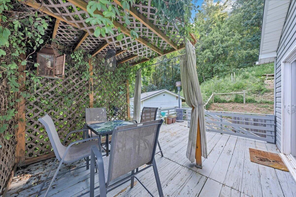 351 Meadow Branch RD - Photo 40