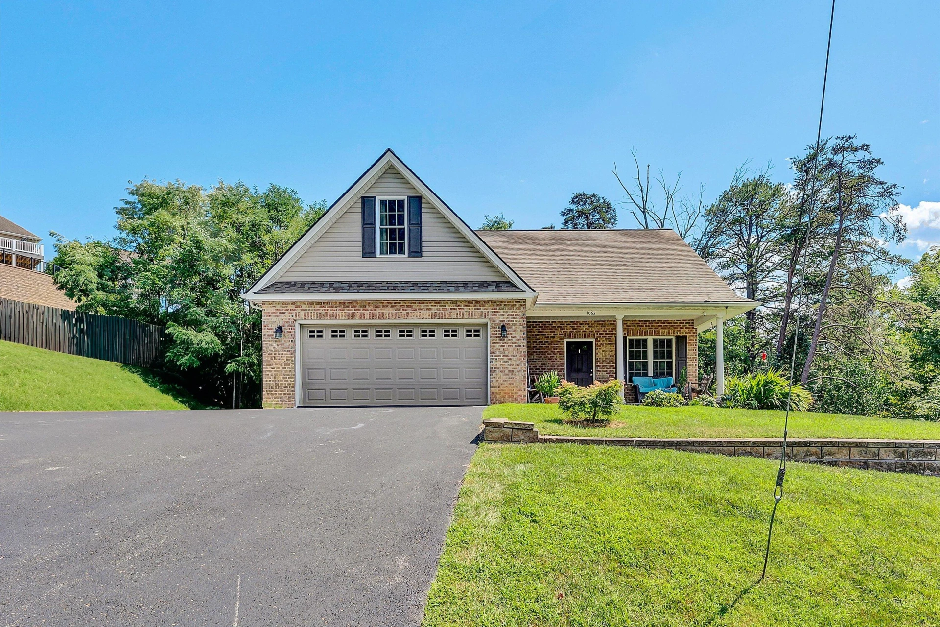 1062 N Mill RD - Photo 3