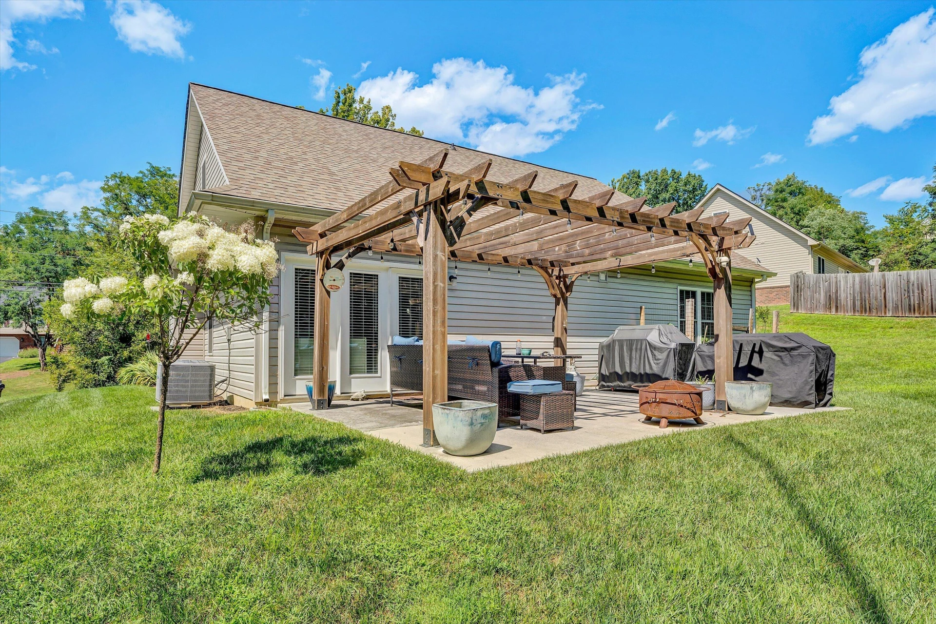 1062 N Mill RD - Photo 21