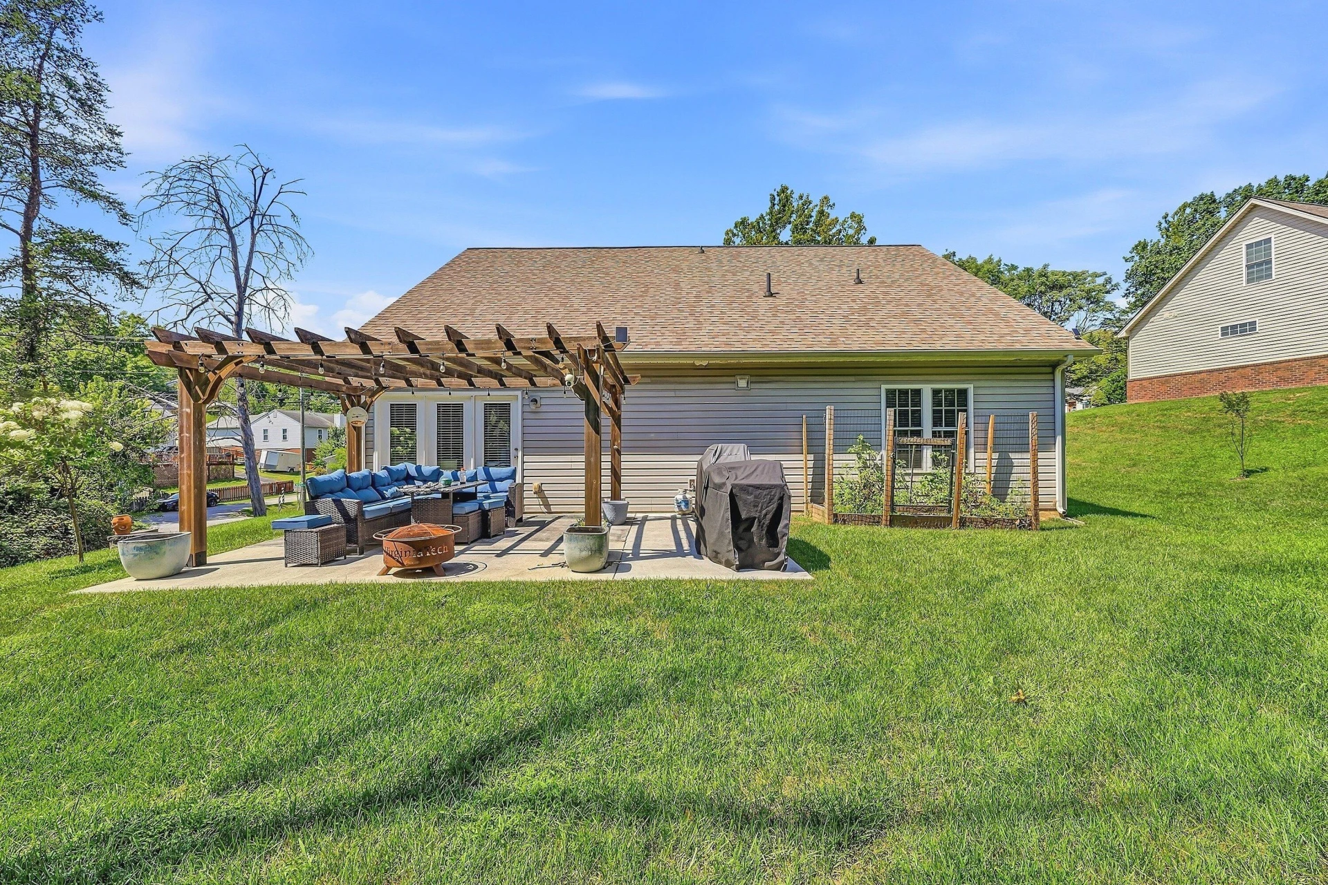 1062 N Mill RD - Photo 23