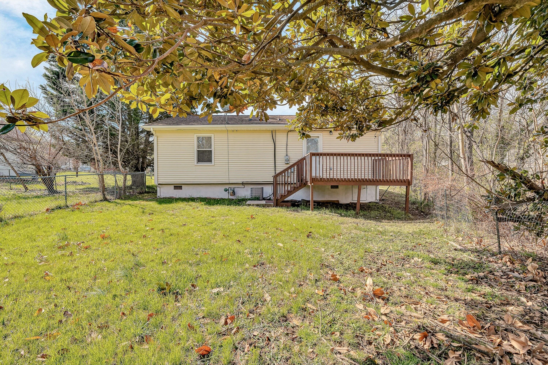 1344 Mabry AVE SE - Photo 5
