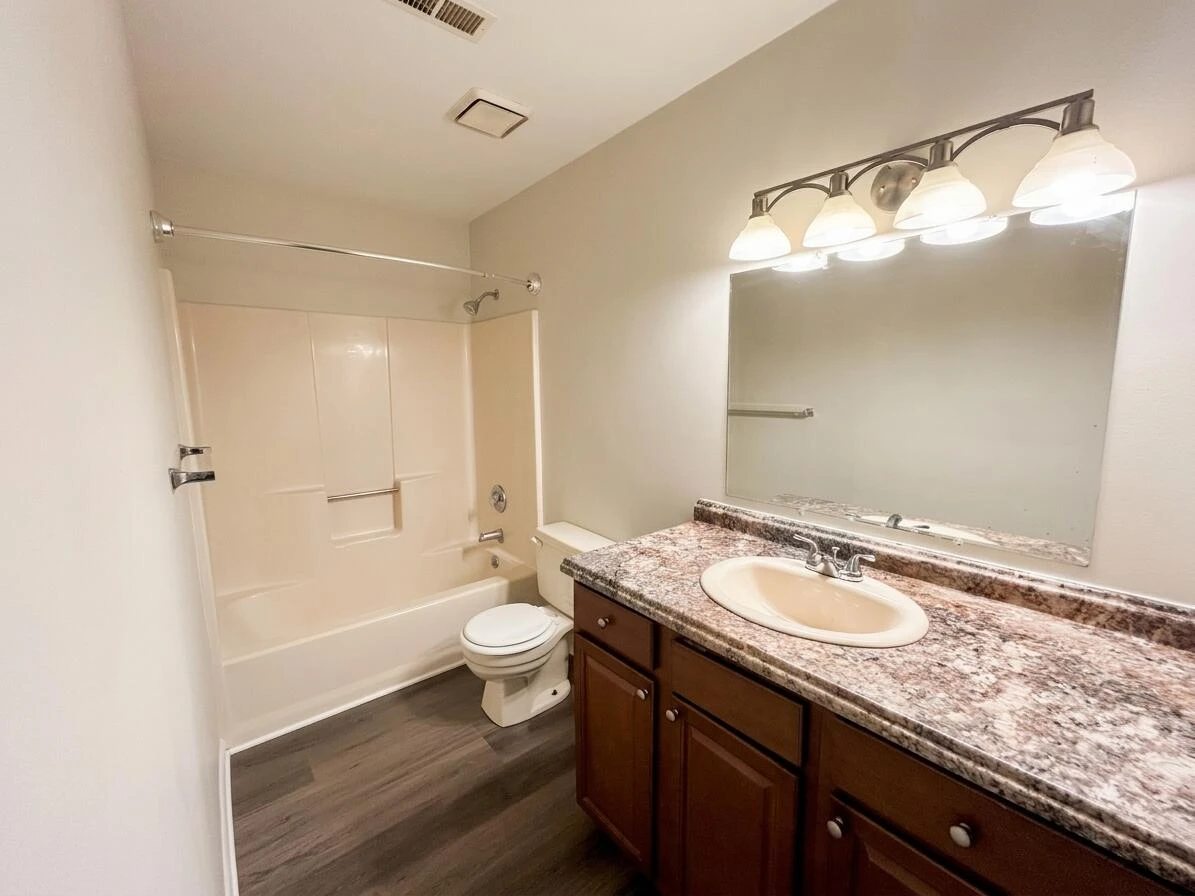 1344 Mabry AVE SE - Photo 27