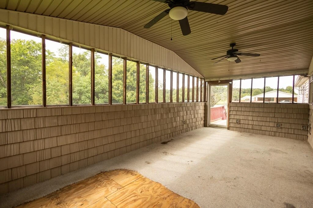 422 Axton RD - Photo 8