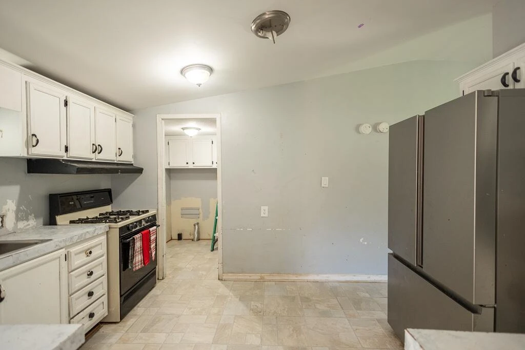 422 Axton RD - Photo 10