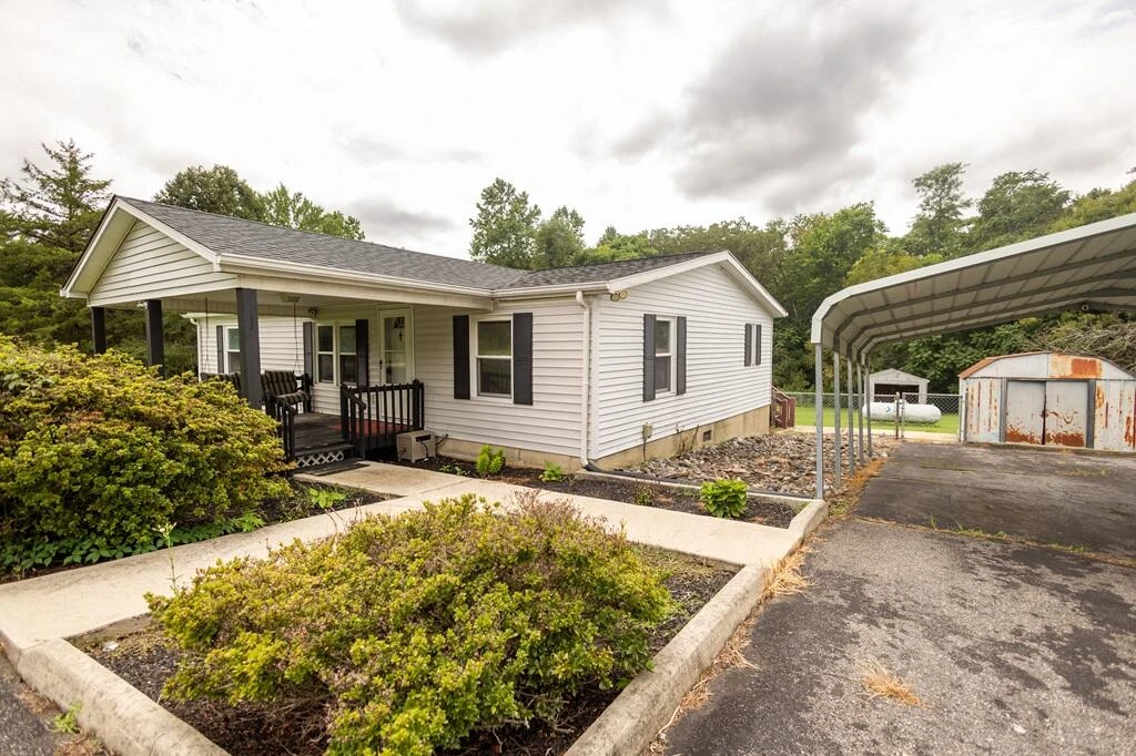 422 Axton RD - Photo 21