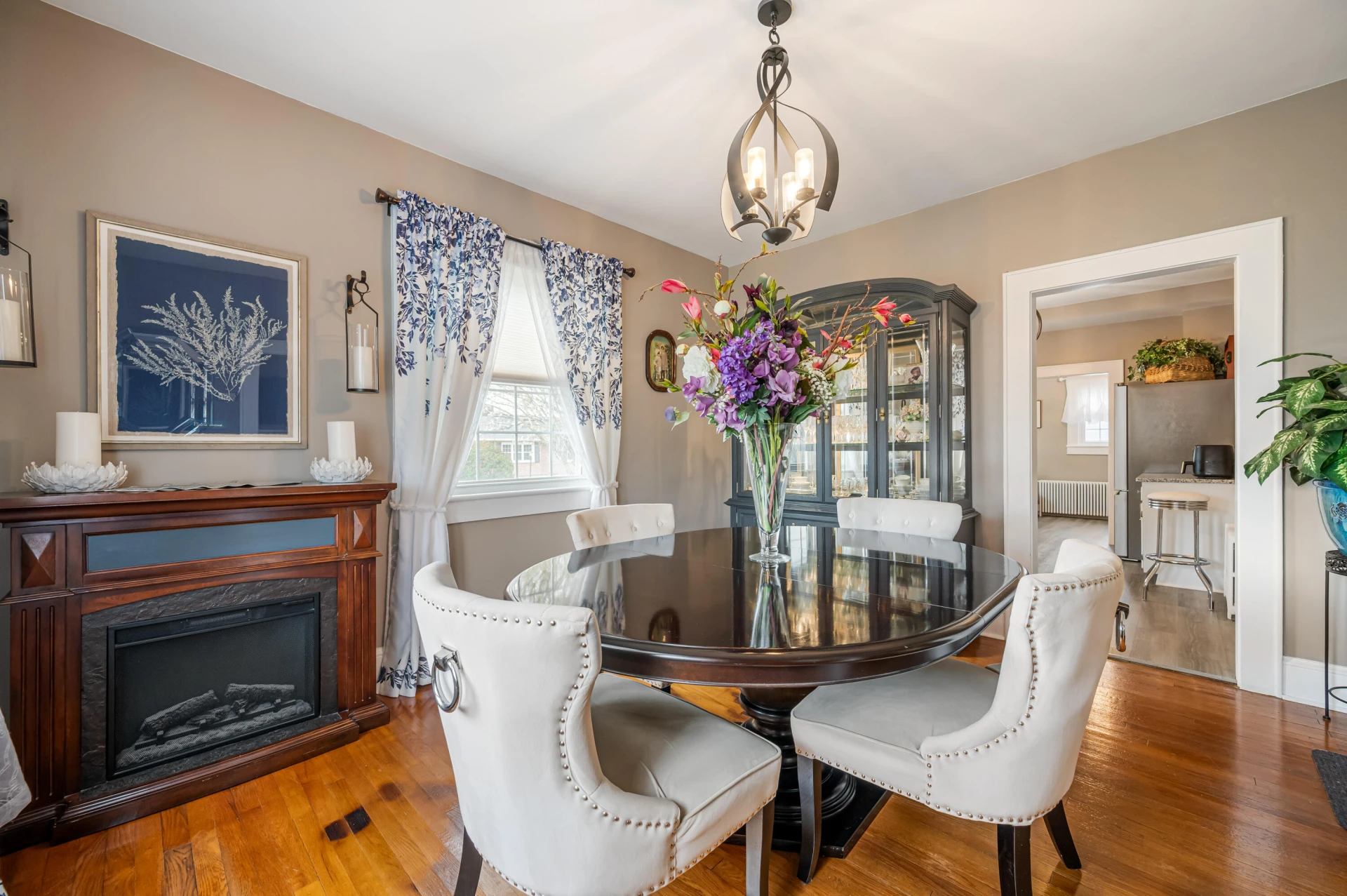 690 W Washington ST - Photo 15