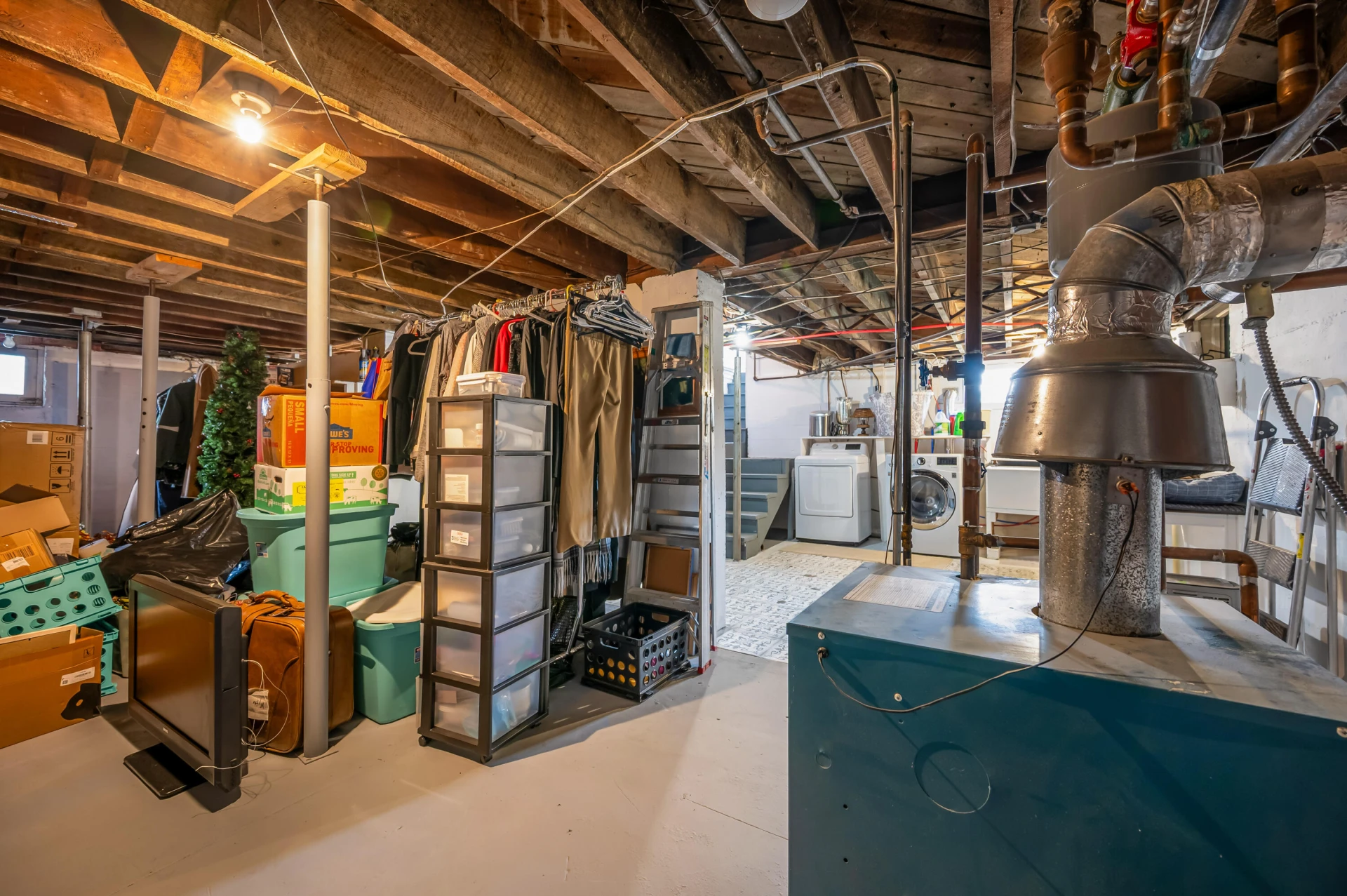 690 W Washington ST - Photo 32