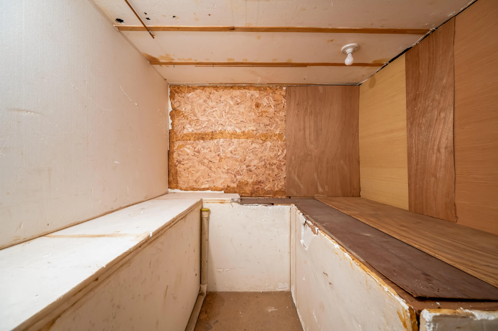 690 W Washington ST - Photo 37