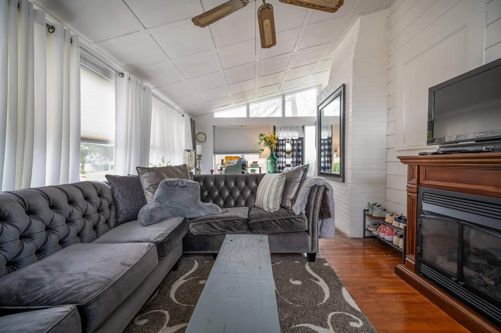 690 W Washington ST - Photo 44