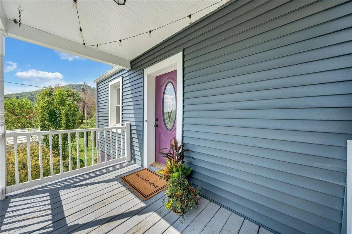 1431 Cedar ST SE - Photo 5