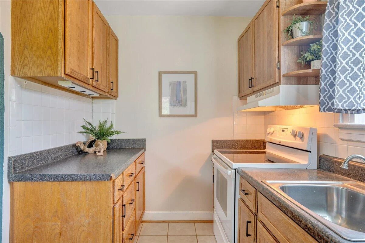 1431 Cedar ST SE - Photo 19