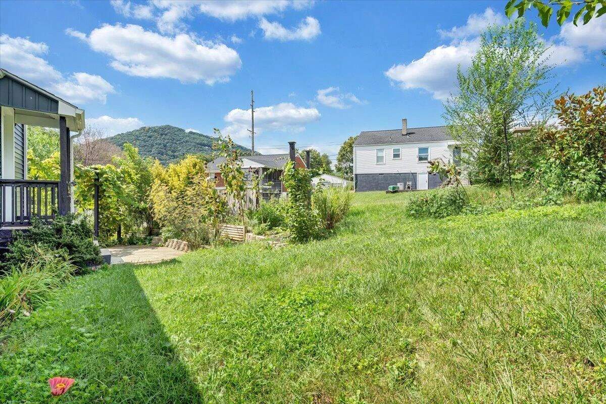 1431 Cedar ST SE - Photo 34