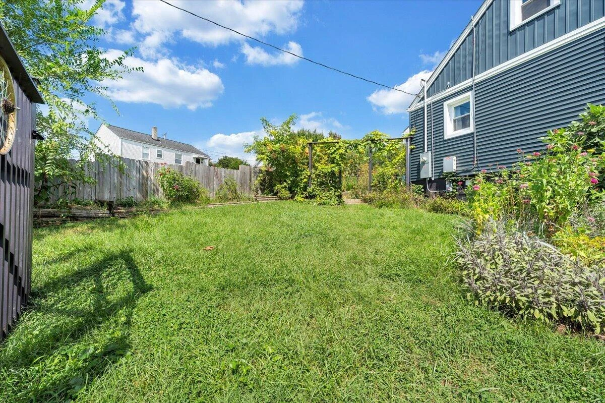 1431 Cedar ST SE - Photo 36
