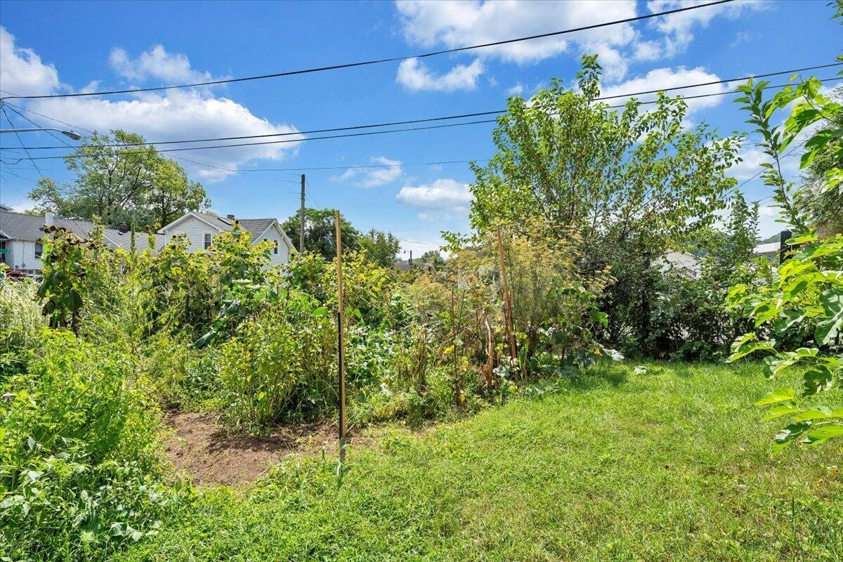 1431 Cedar ST SE - Photo 39