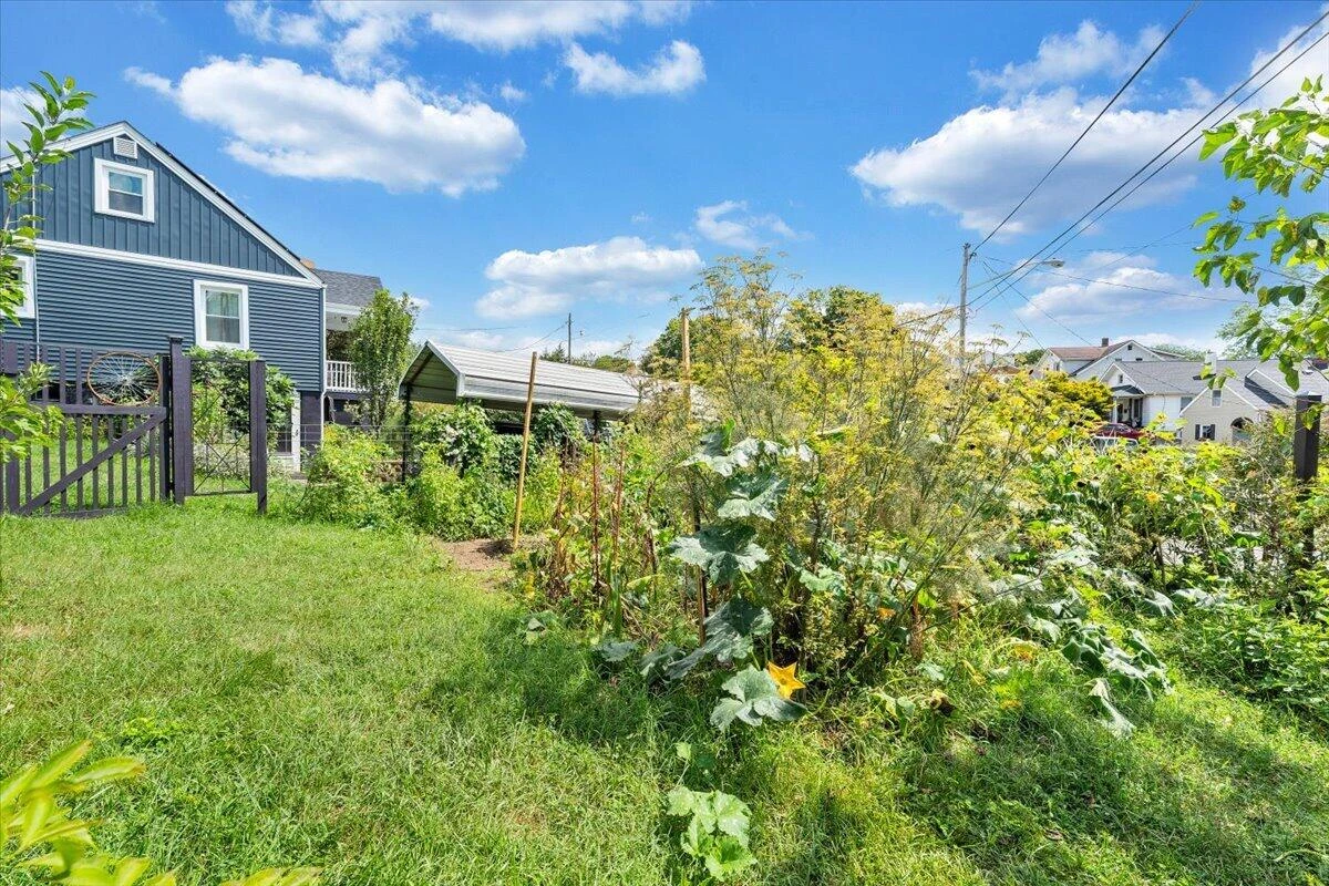 1431 Cedar ST SE - Photo 40