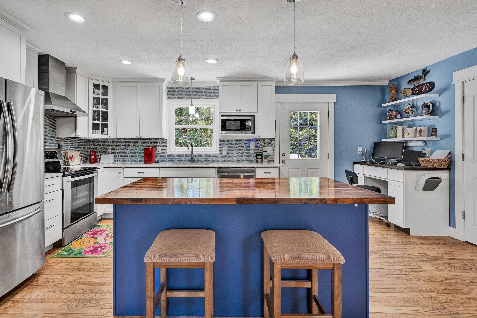 1089 Marie DR - Photo 9