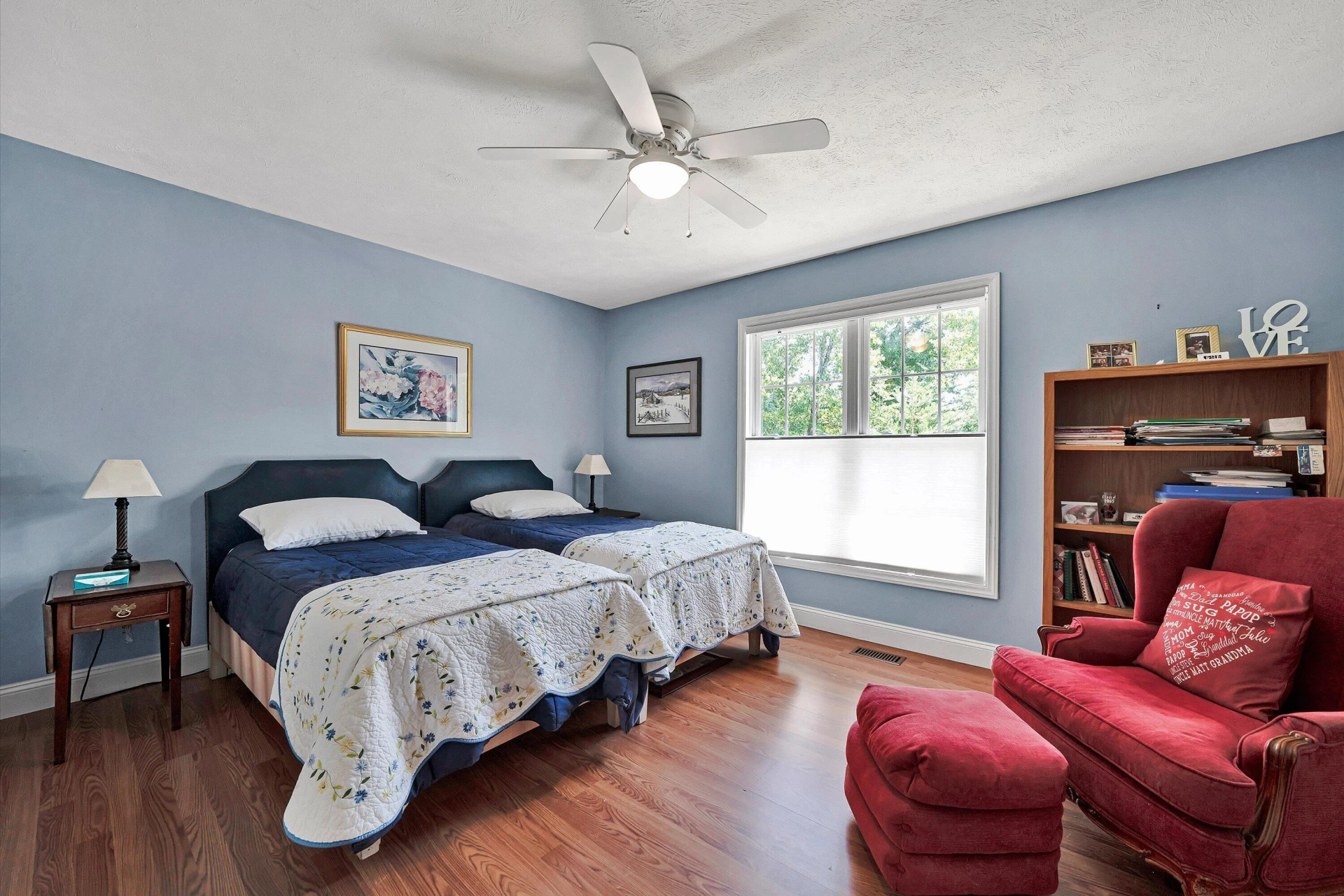 1089 Marie DR - Photo 16