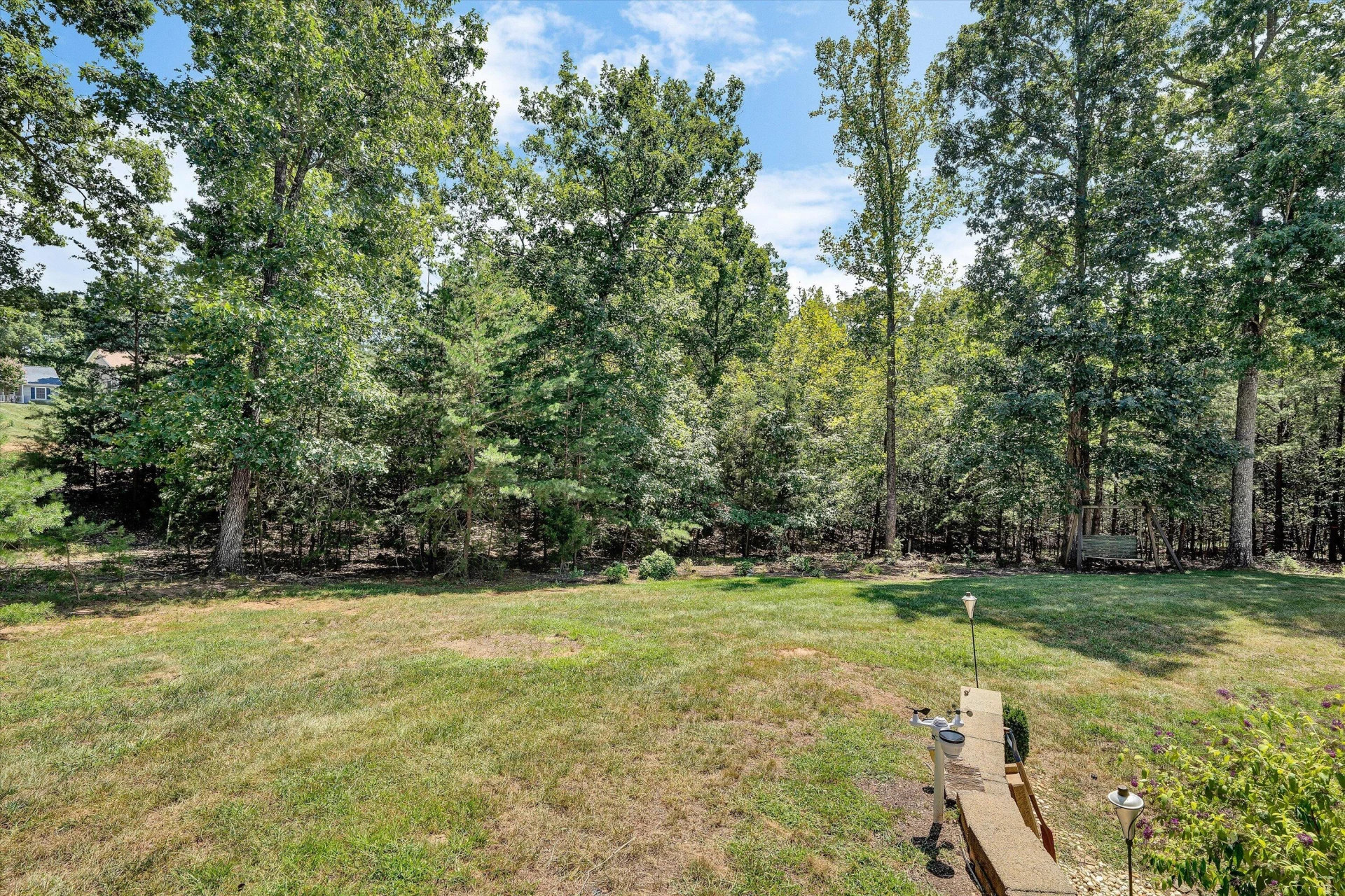 1089 Marie DR - Photo 30