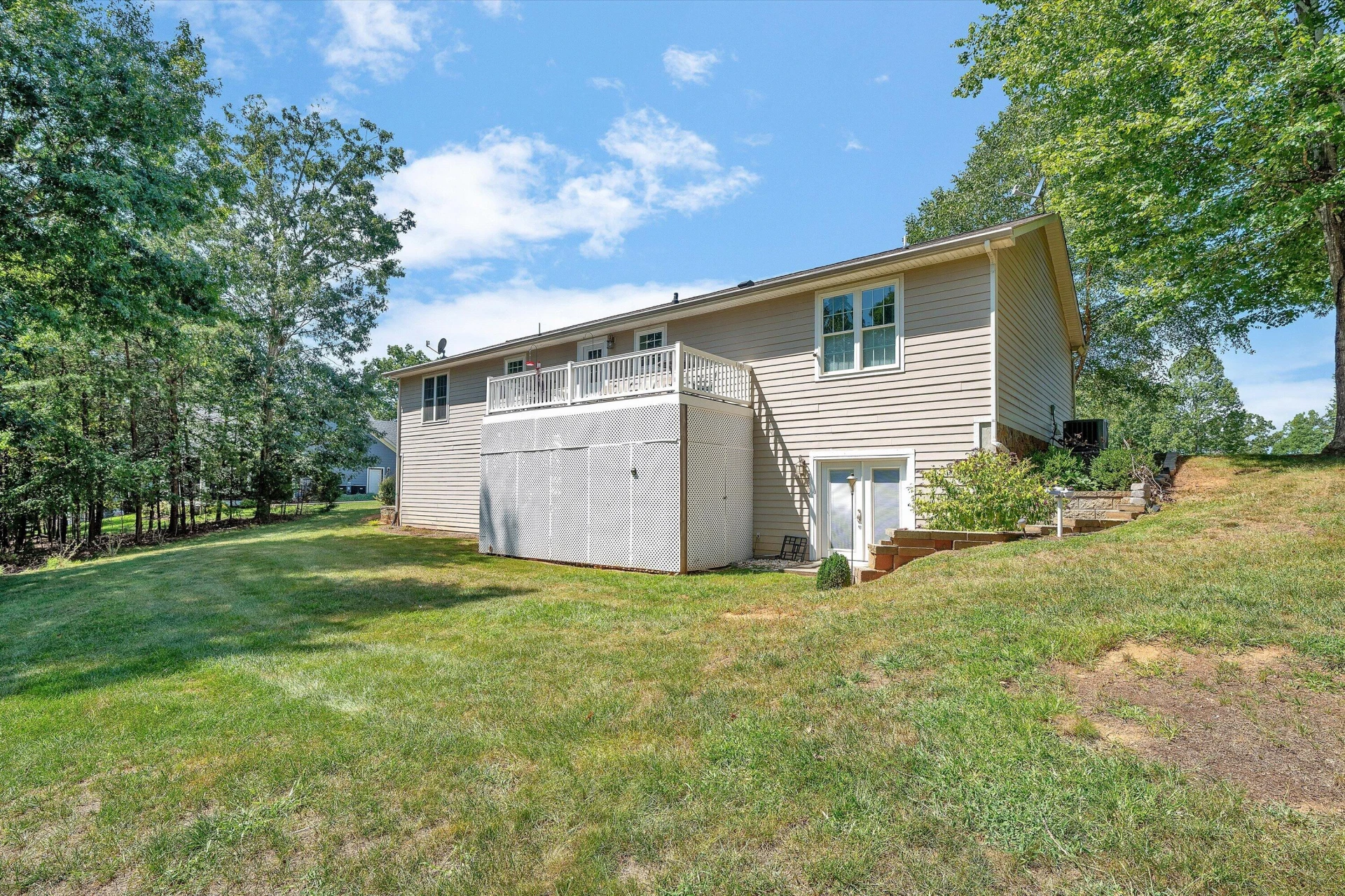 1089 Marie DR - Photo 31