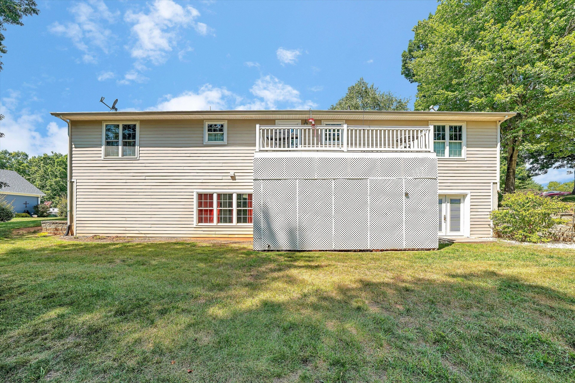 1089 Marie DR - Photo 33