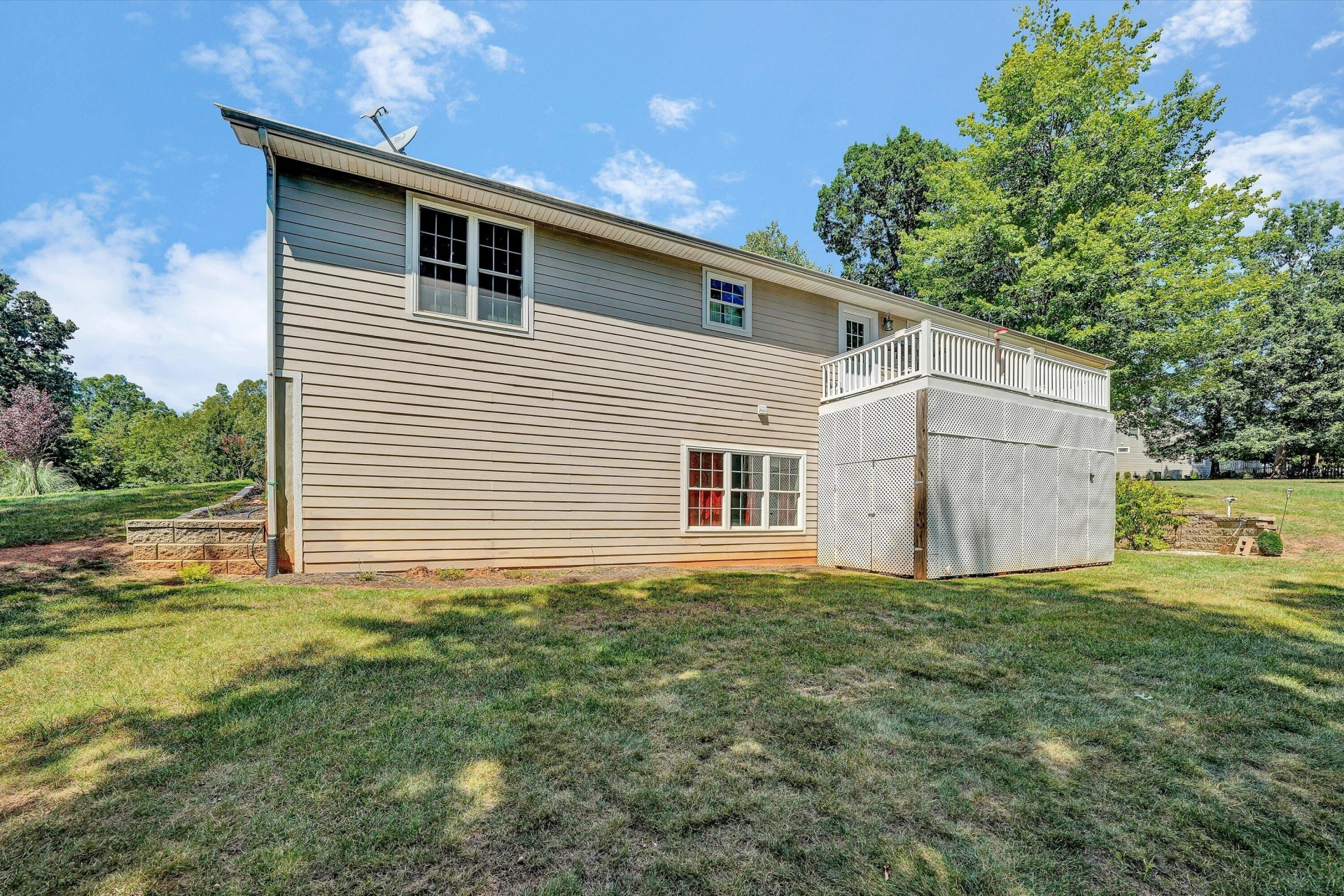 1089 Marie DR - Photo 34
