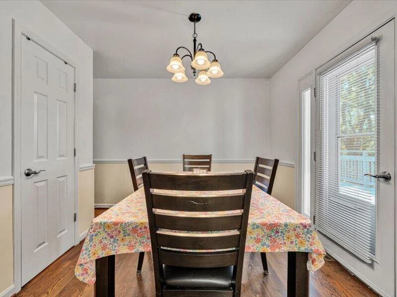 611 E Augusta AVE - Photo 10