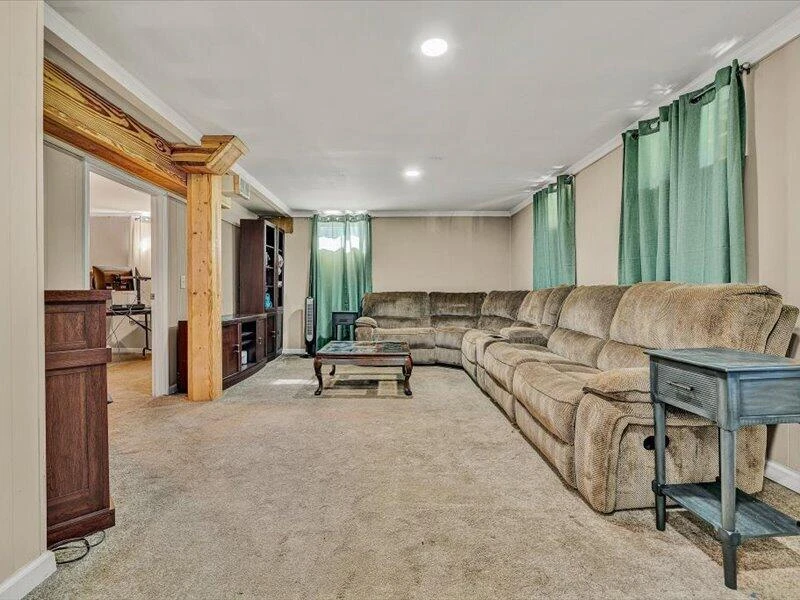 611 E Augusta AVE - Photo 19