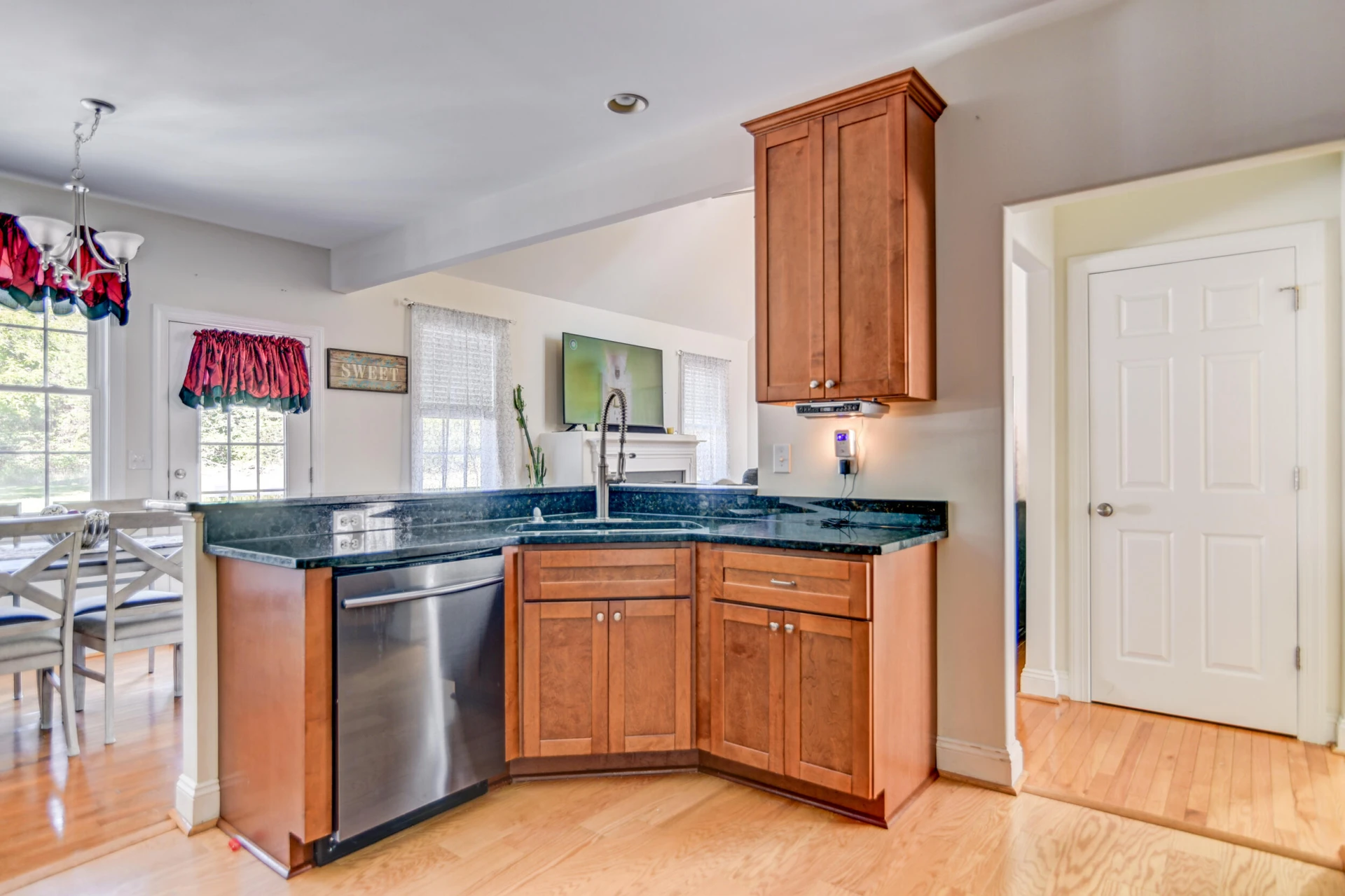 29 Arrington DR - Photo 17