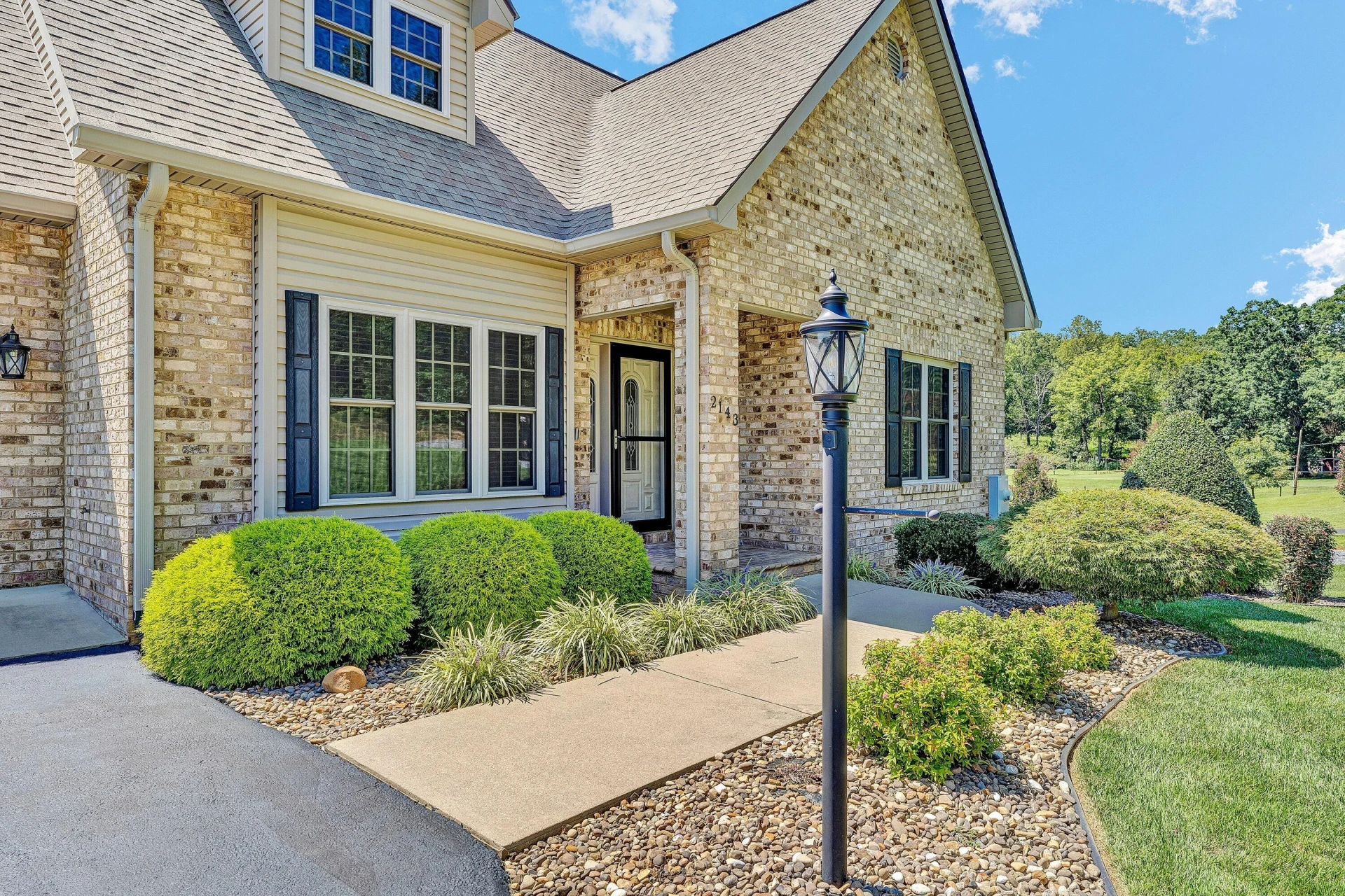 2143 Blue Ridge Springs RD - Photo 10