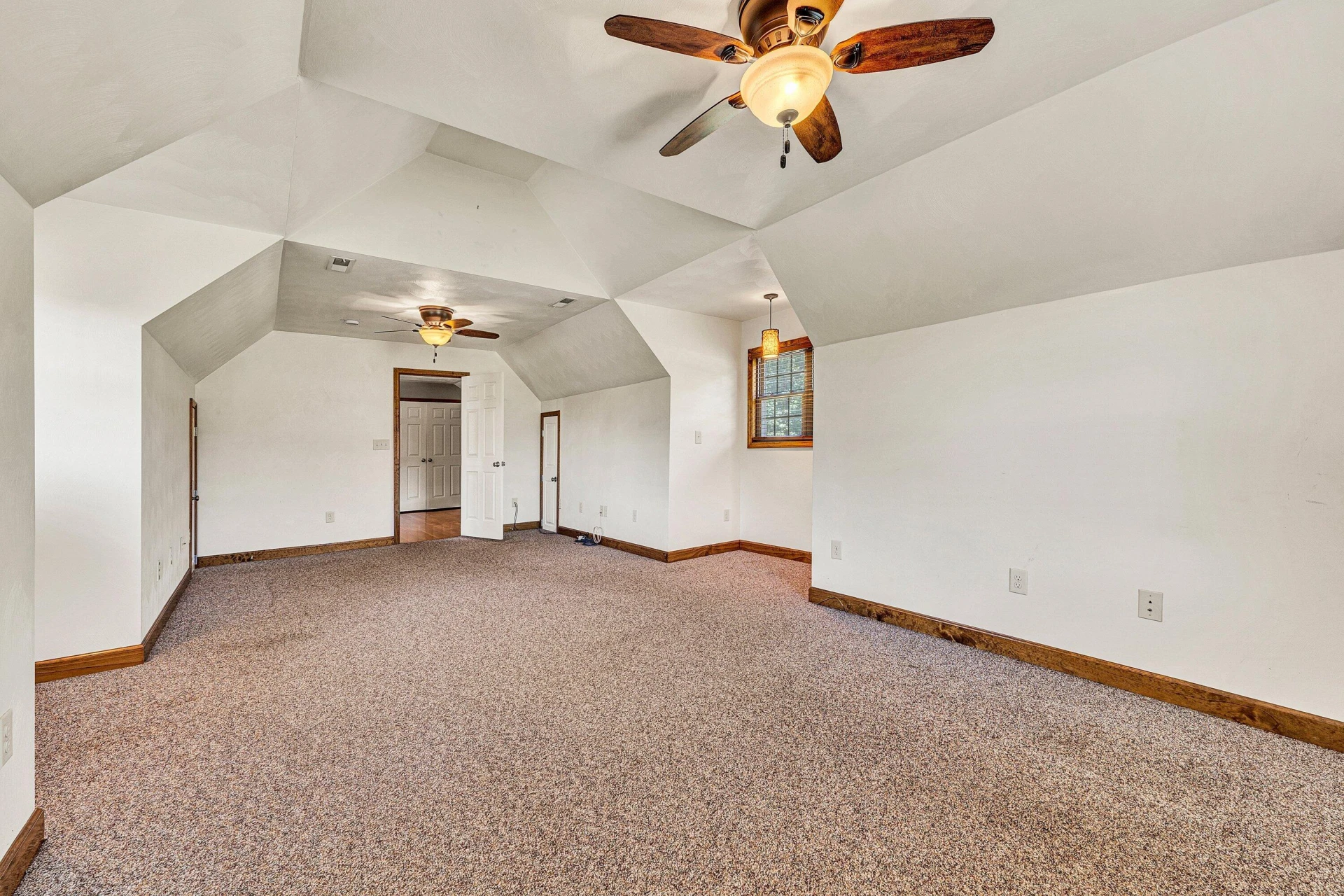 2143 Blue Ridge Springs RD - Photo 33