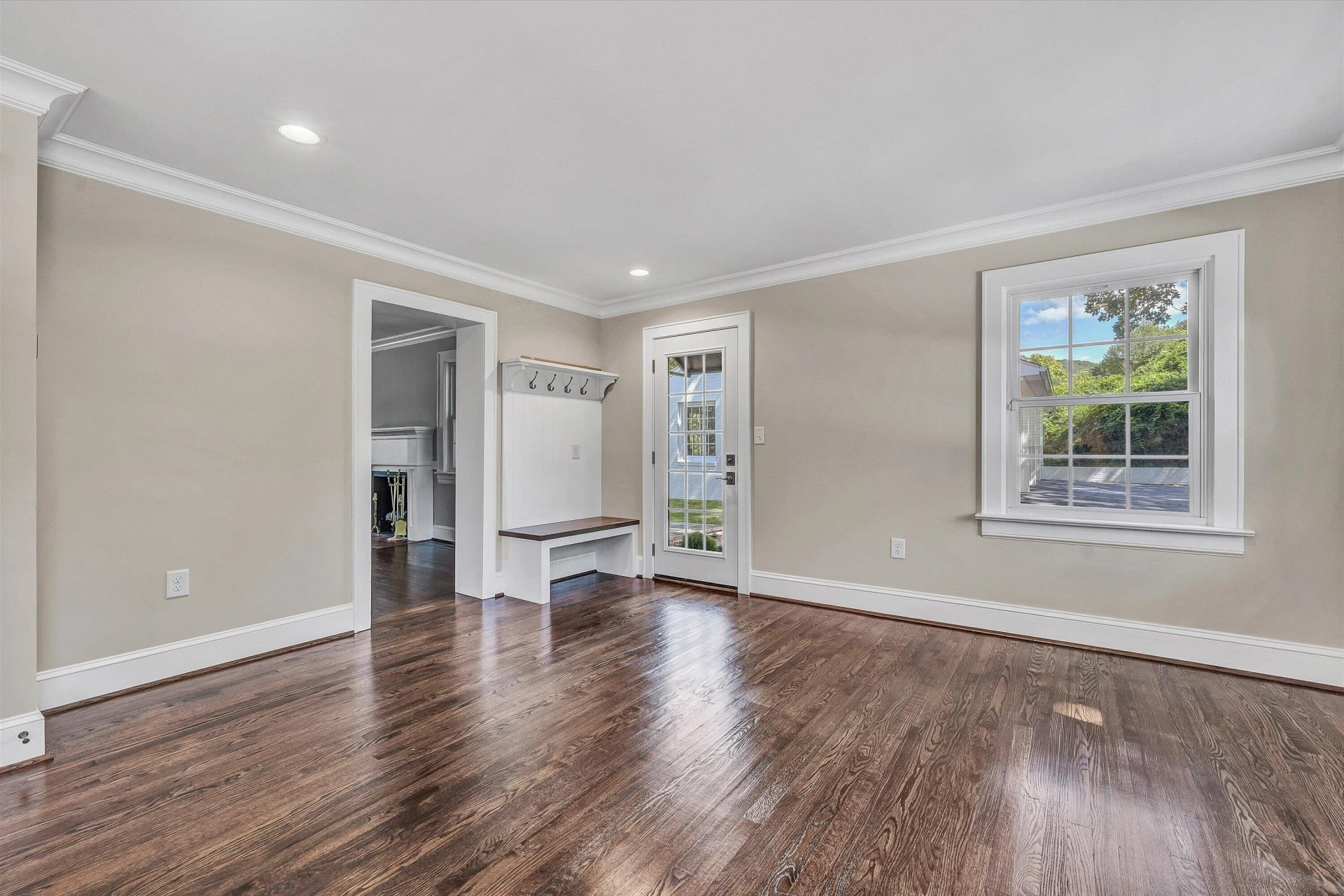 724 White Oak RD SW - Photo 11