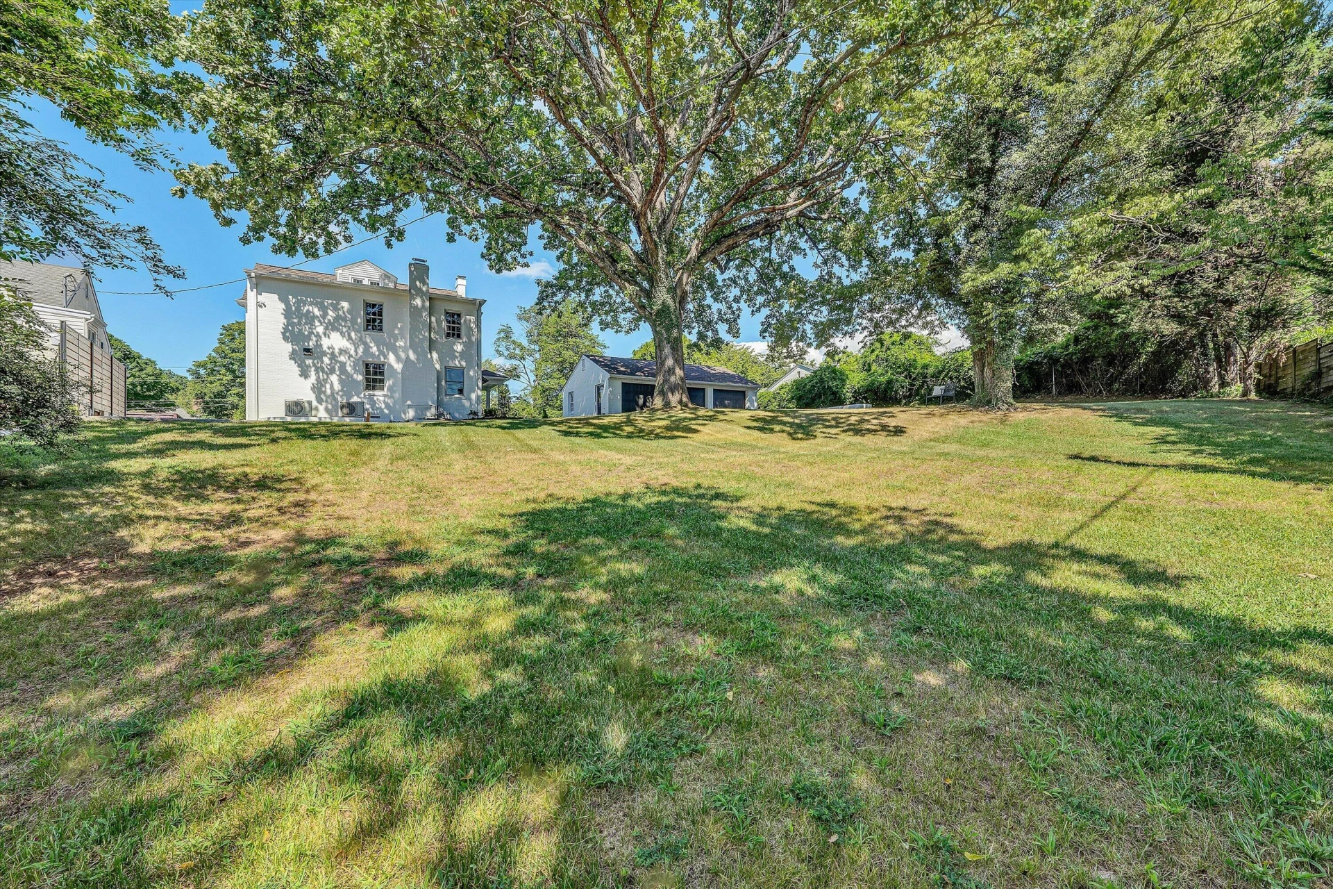 724 White Oak RD SW - Photo 38