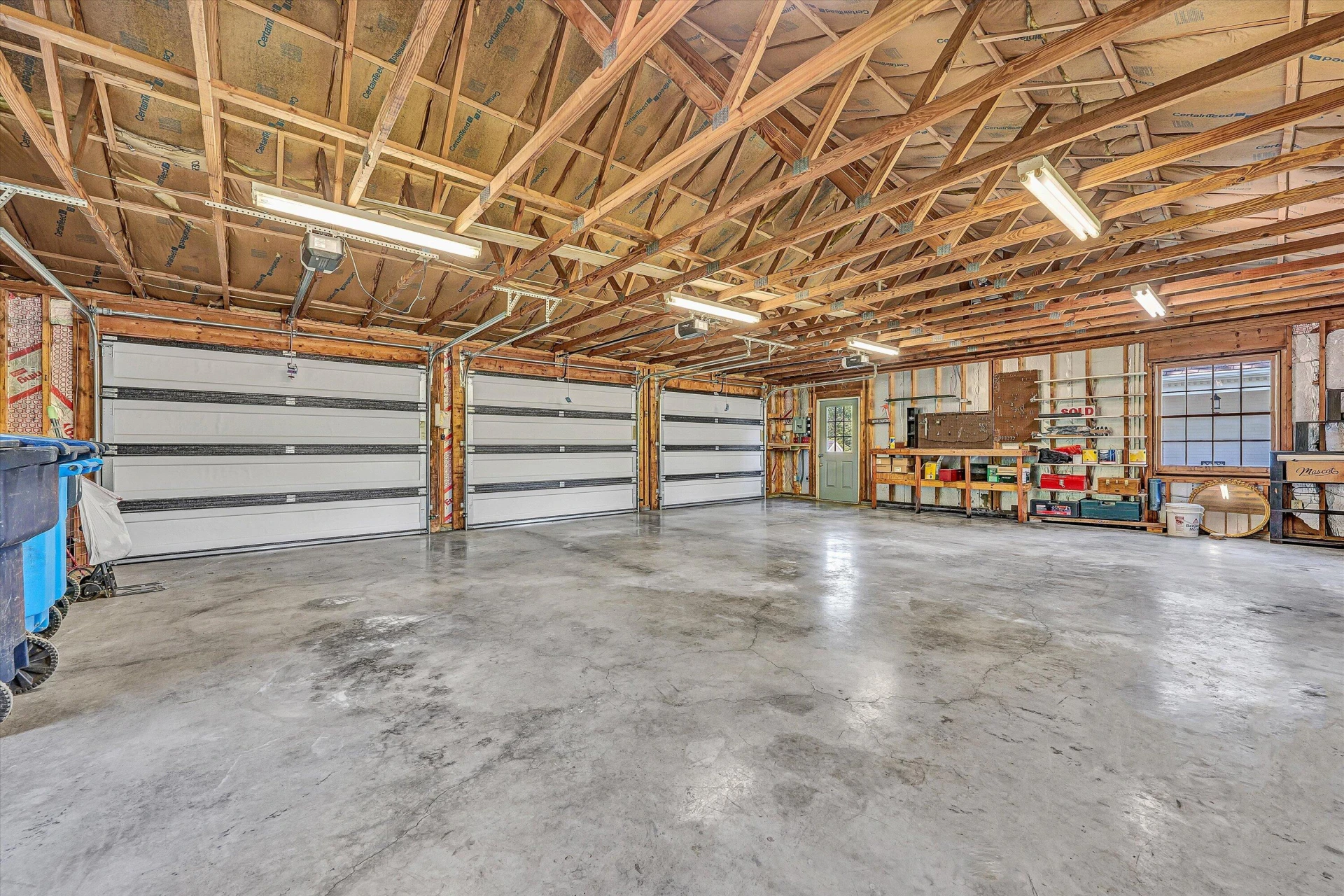 724 White Oak RD SW - Photo 40