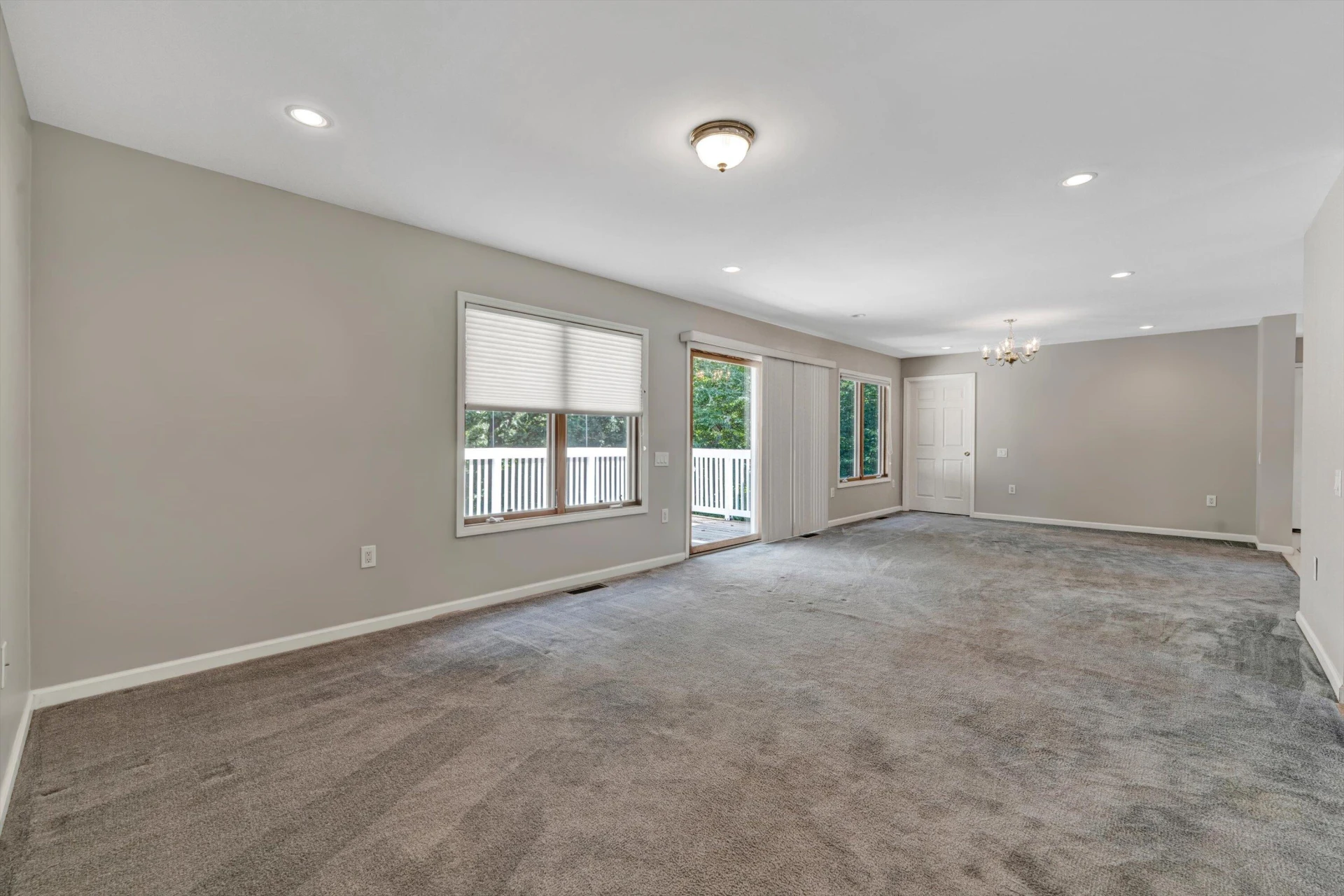 310 Indian Pointe DR - Photo 14