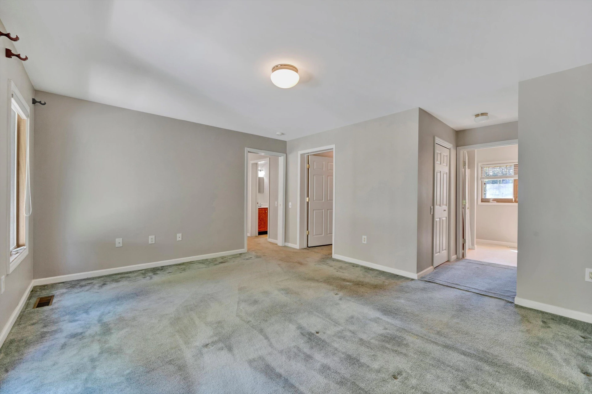 310 Indian Pointe DR - Photo 19
