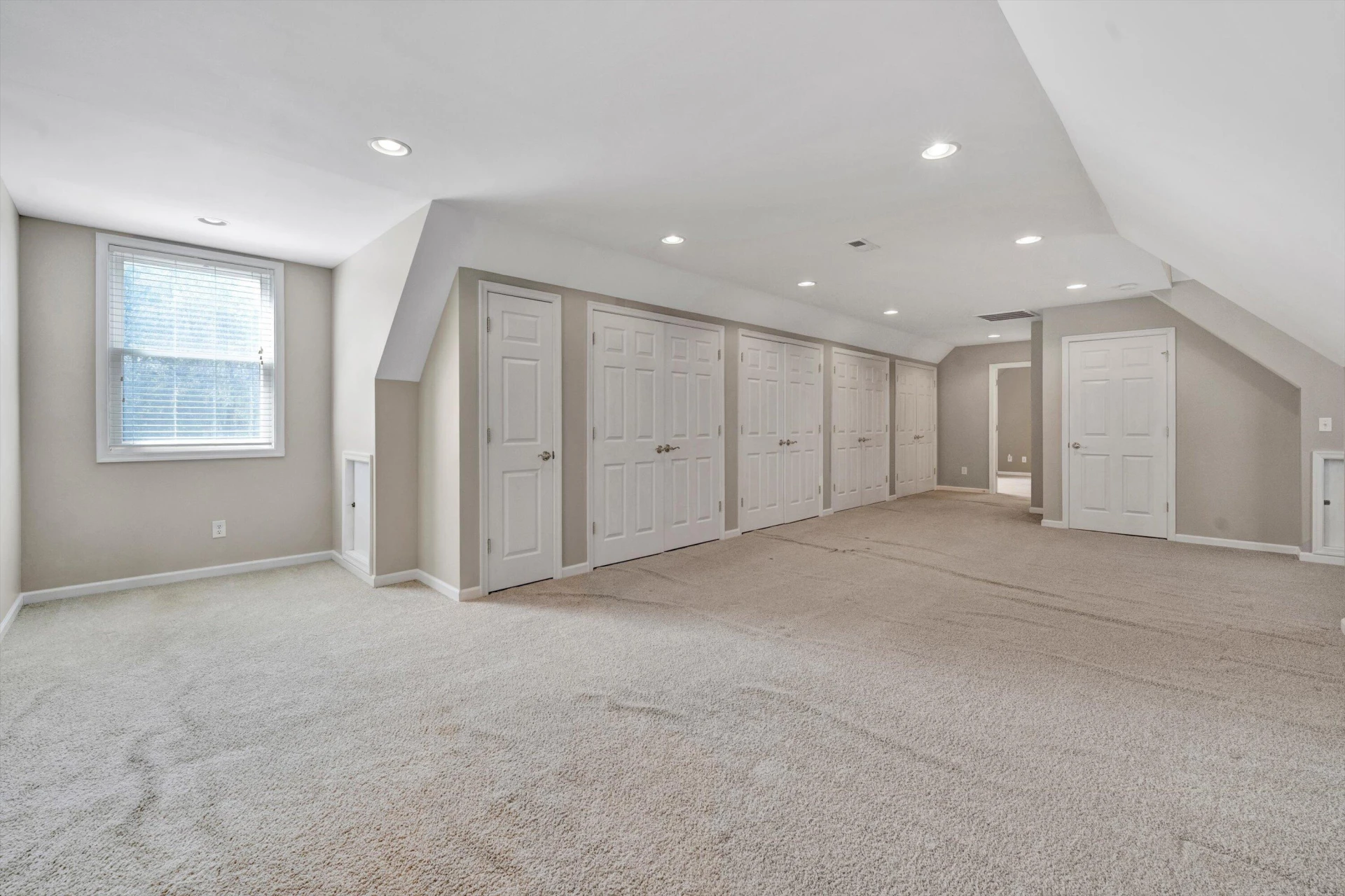 310 Indian Pointe DR - Photo 24