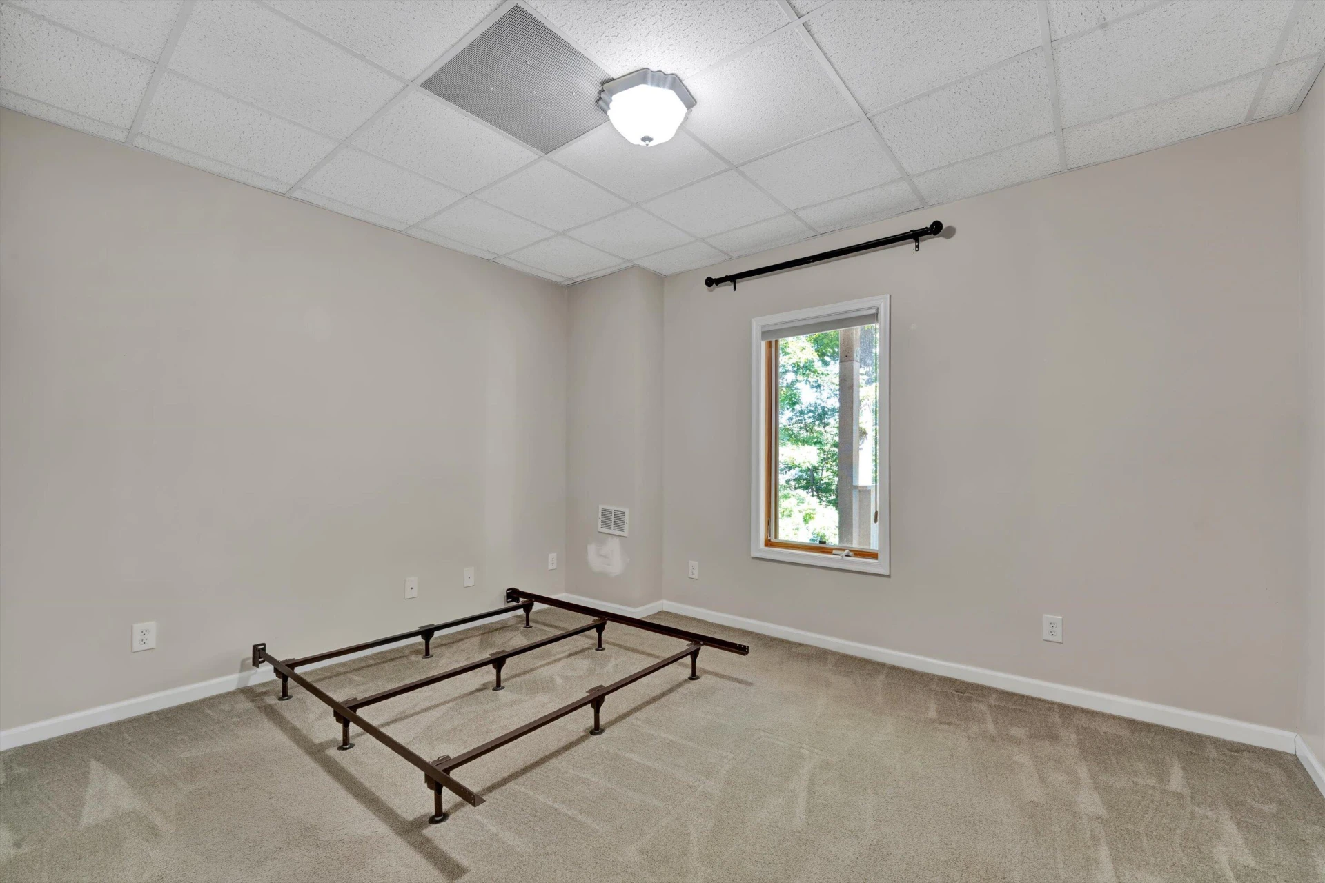 310 Indian Pointe DR - Photo 36