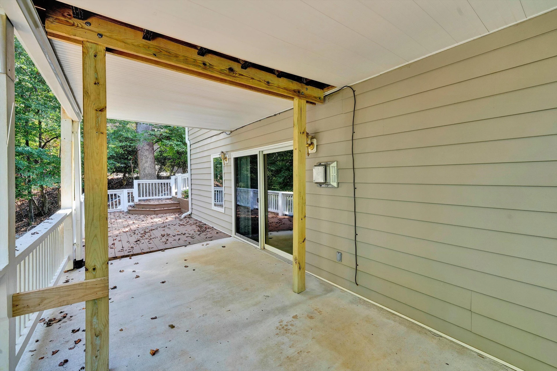 310 Indian Pointe DR - Photo 43