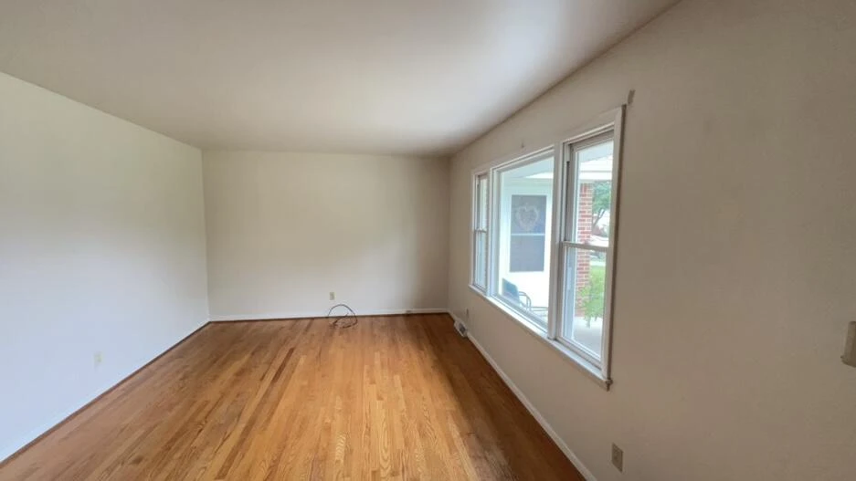 3645 Oaklawn AVE NW #3645-3647 - Photo 5