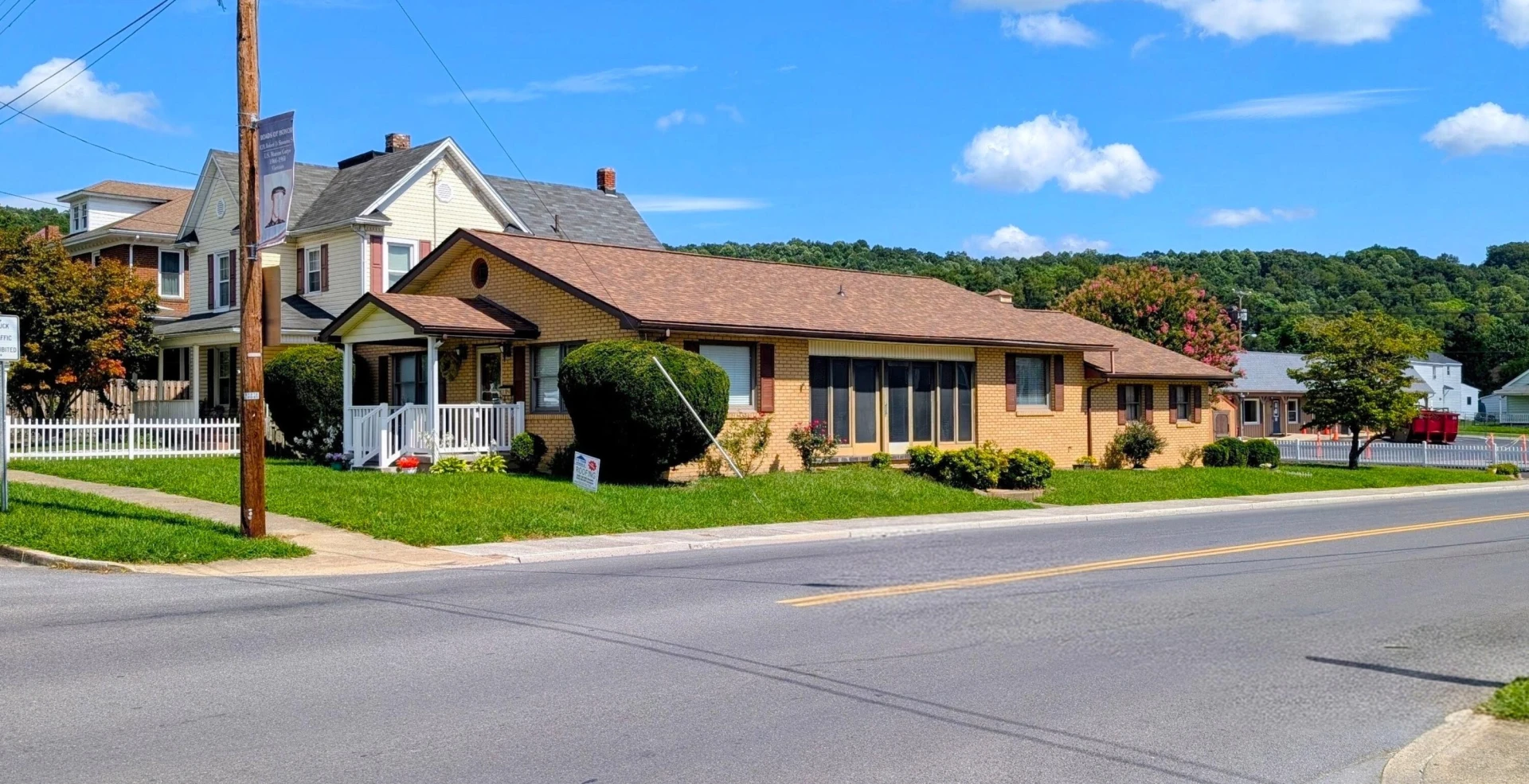 301 E Fudge ST - Photo 5